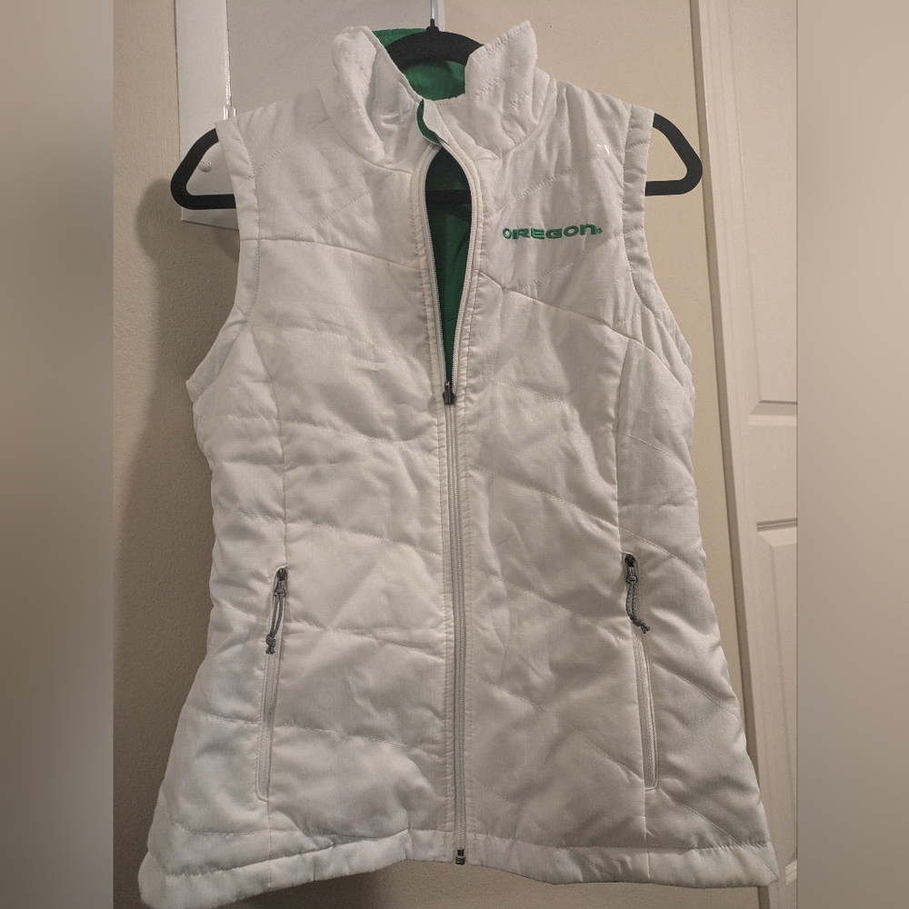 Columbia Women's Quilted Vest Oregon Ducks